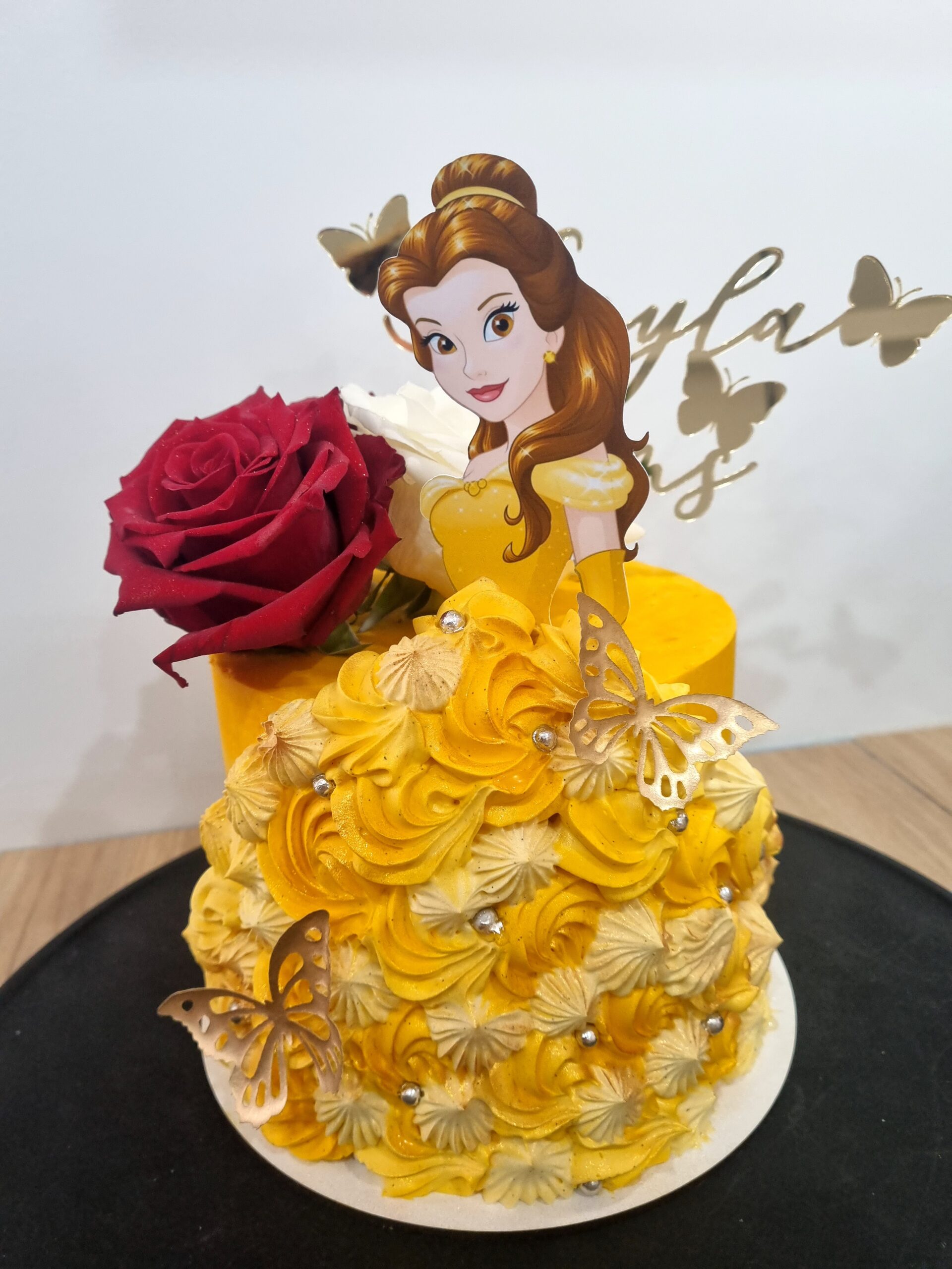 Layercake theme la belle et la bete  scaled