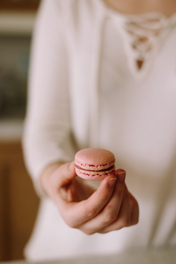 macaron noisette scaled